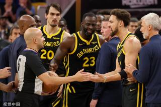 中一位备受 中一位备受